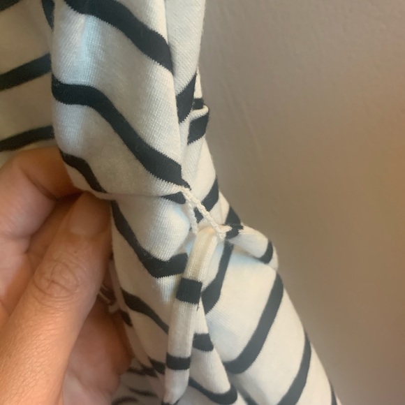 Striped peplum style motherhood maternity top - Picture 6 of 7